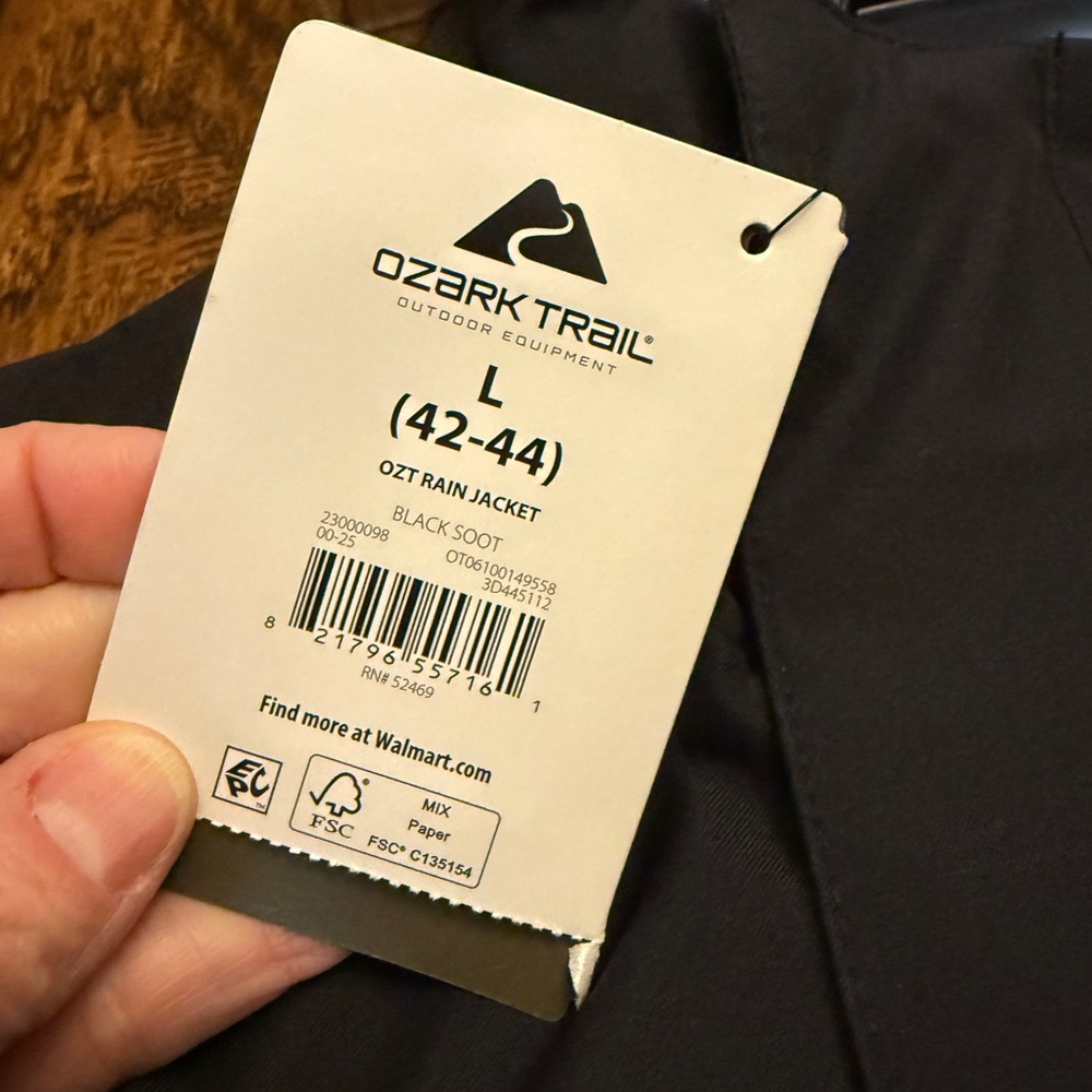 Ozark Trail Hooded Rain Jacket Black Water Wind Resistant Mens Size L NWT - Picture 4 of 10